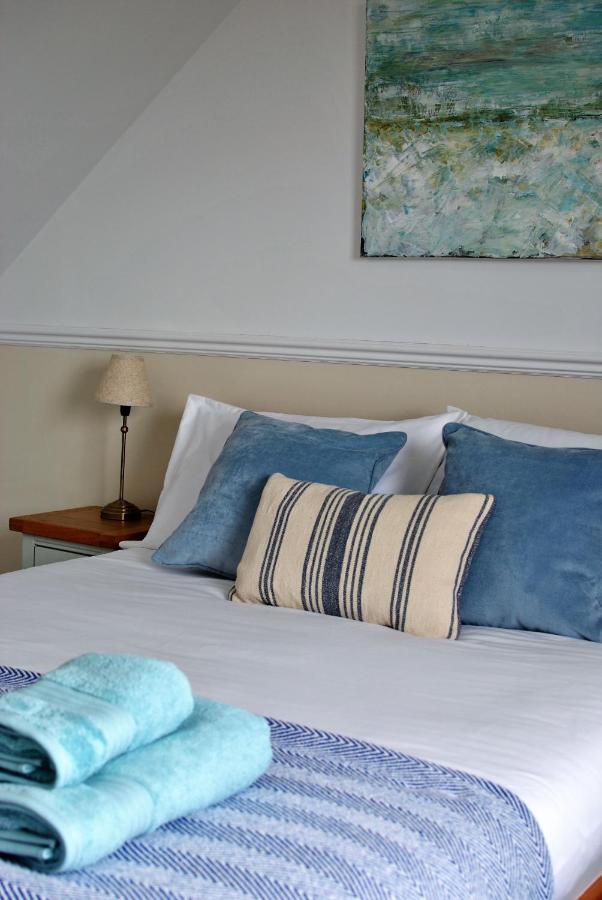 Clover Cottage Countryside Retreat With Sea Views 크레일 외부 사진