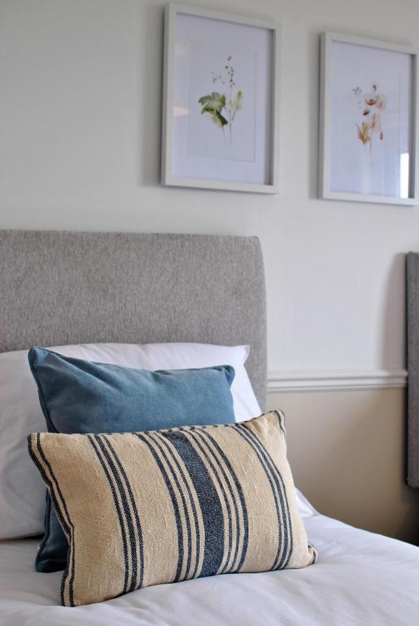 Clover Cottage Countryside Retreat With Sea Views 크레일 외부 사진